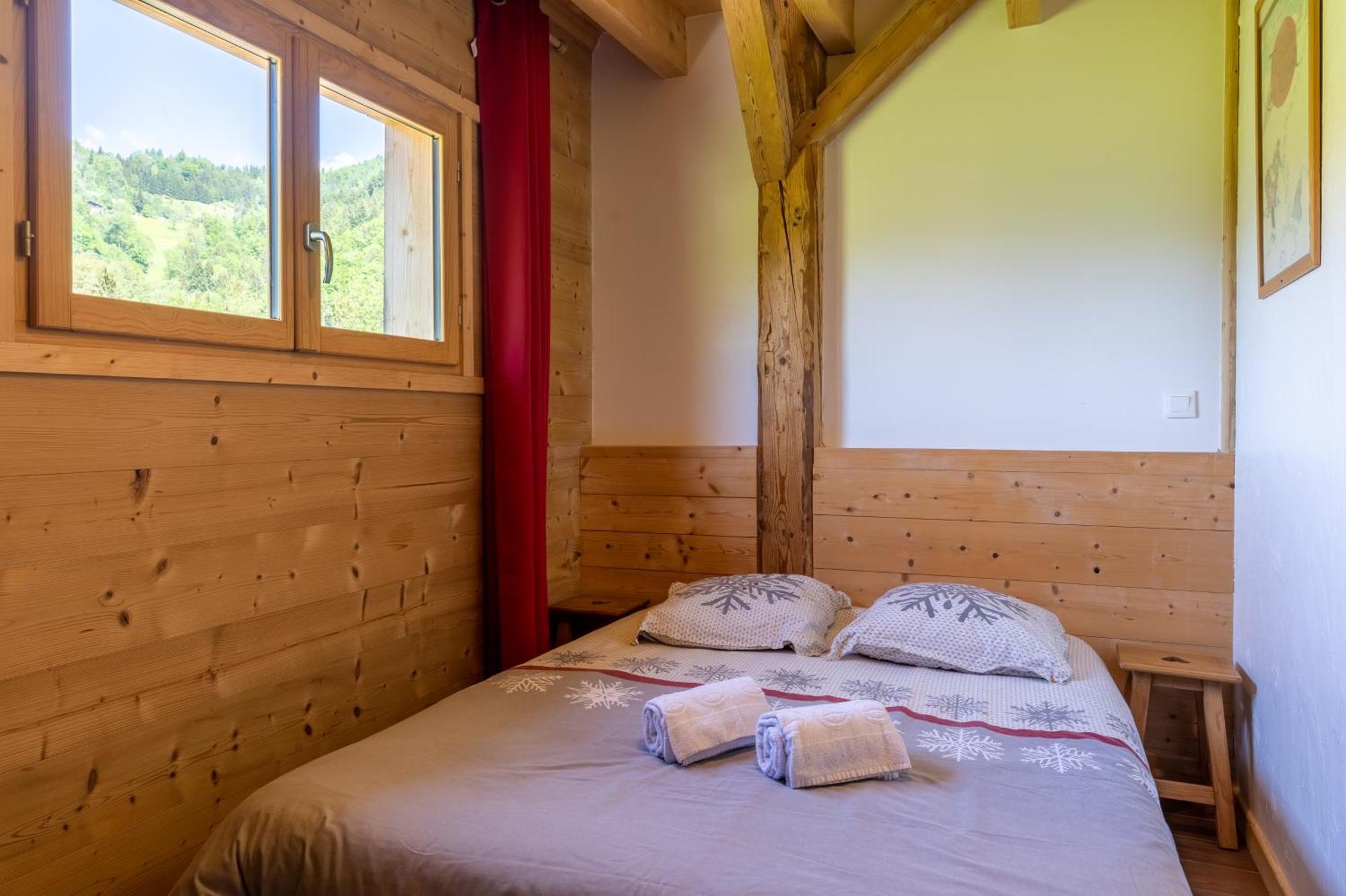Chalet D'En O Les Clefs 部屋 写真