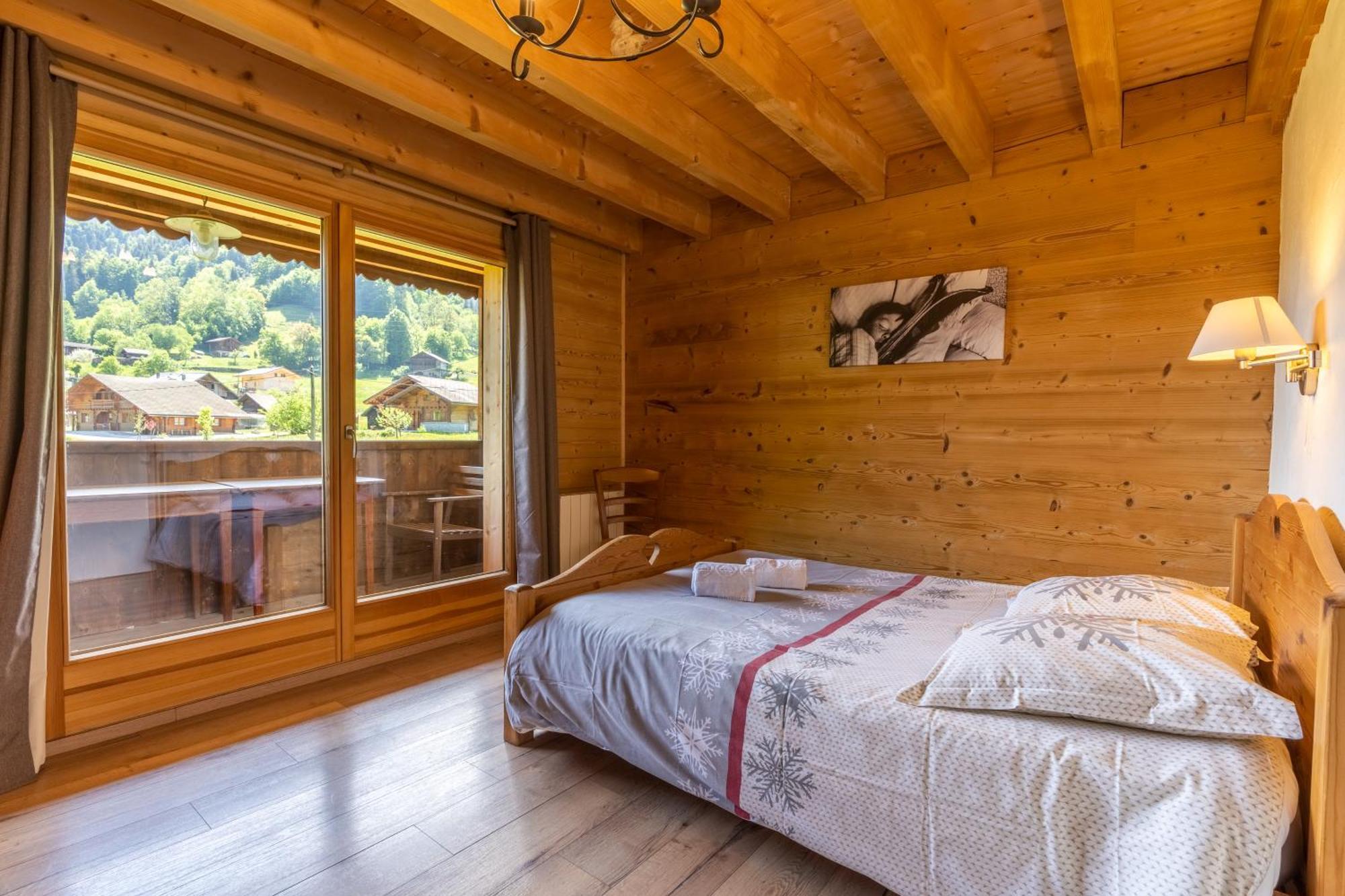 Chalet D'En O Les Clefs 部屋 写真